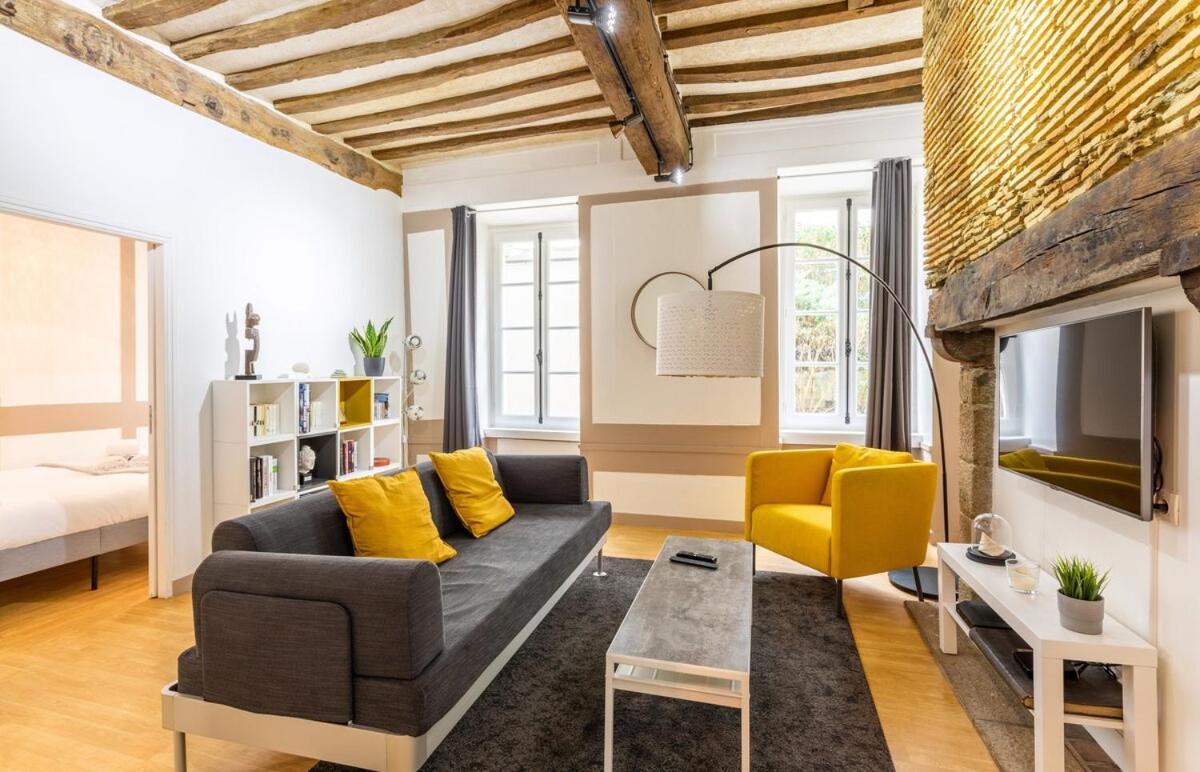 Leperdit - Bel Appartement De Charme - Hypercentre 렌 외부 사진